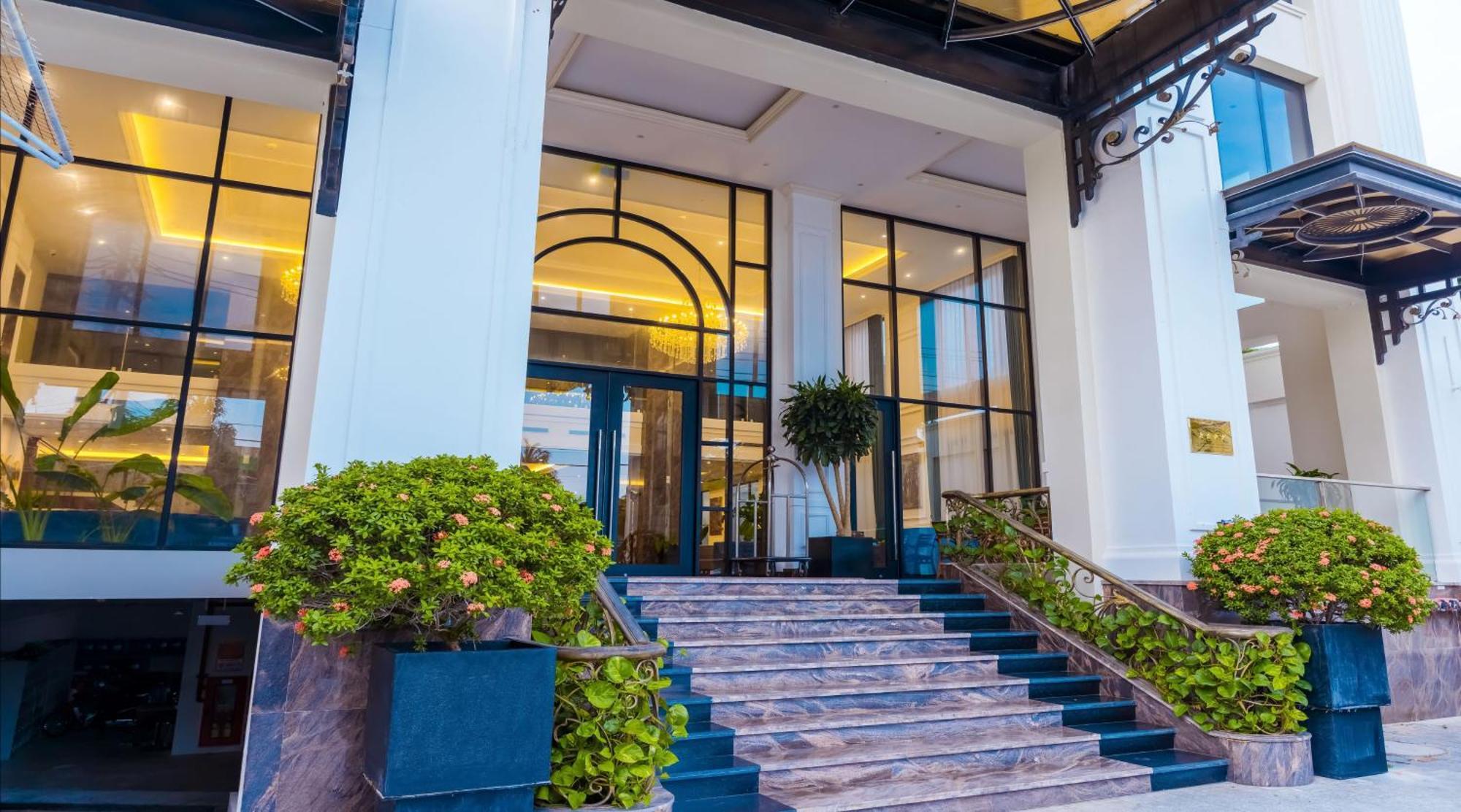 Vipol Mui Ne Hotel & Spa Exterior photo